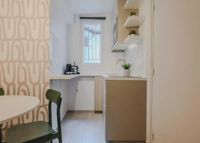 Welcoming For 2 People - Epinettes Daire Paris